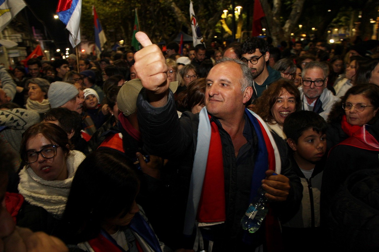 Daniel Ximénez en pleno festejo tras el triunfo