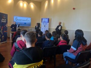 Talleres para jóvenes con efectivos de la Unidad de Policía Comunitaria (UPC) de Jefatura de Policía de Lavalleja