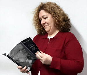 Cristina Lampariello, autora del libro El pasado en movimiento...