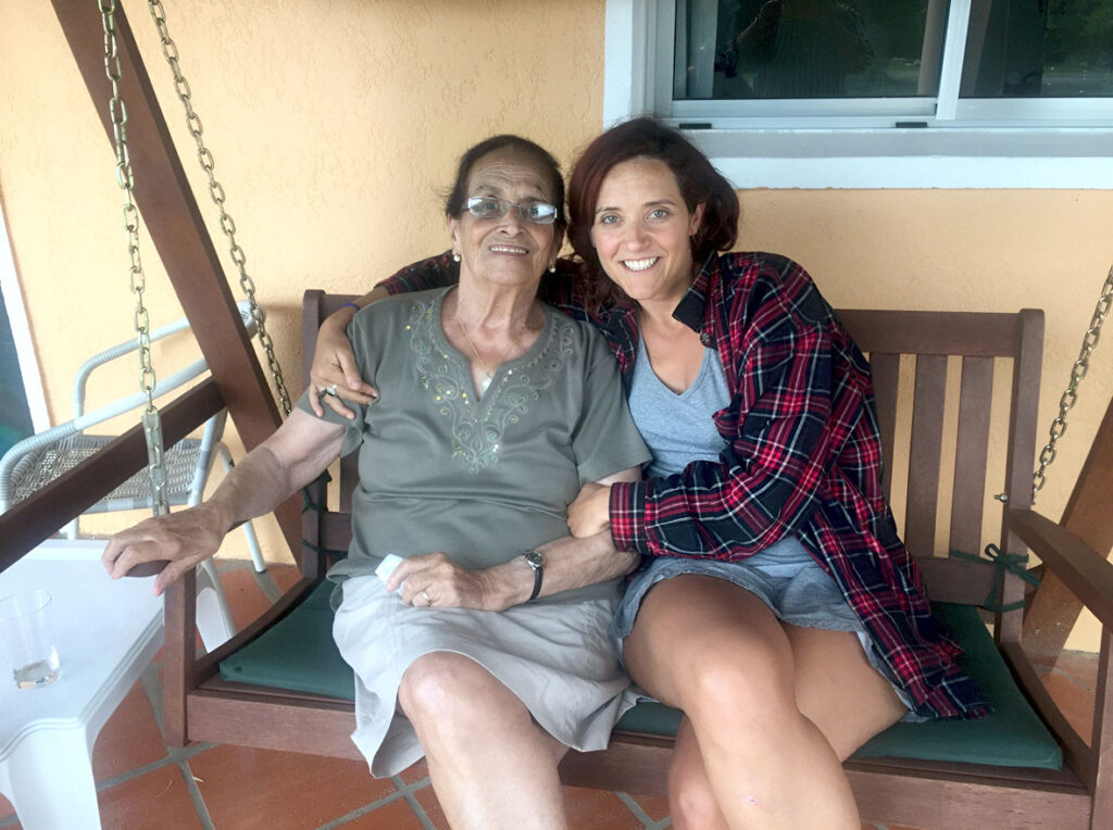 Mary Campos y Davinia Roca Campos