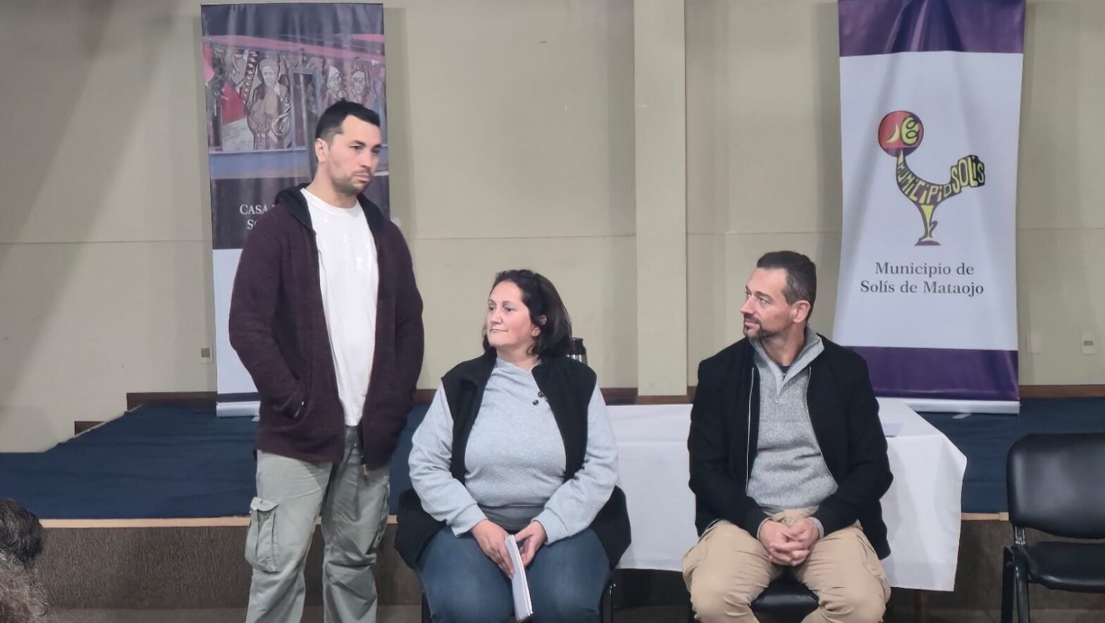 ) Rodrigo Guerrero, Anabella Espino y Carlos Clavijo en su visita a Solís de Mataojo