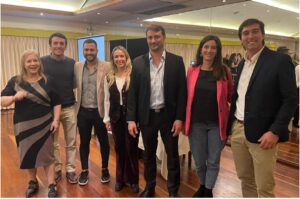 Directiva del CCIL y CT, el secretario general y directoras de la IDL