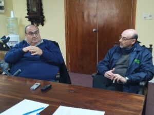 Cableoperadores piden apoyo para utilización de columnas públicas