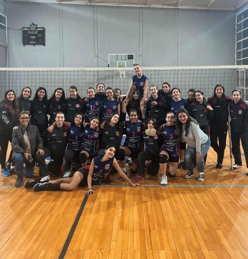 Destacada actuación del voley minuano en Argentina