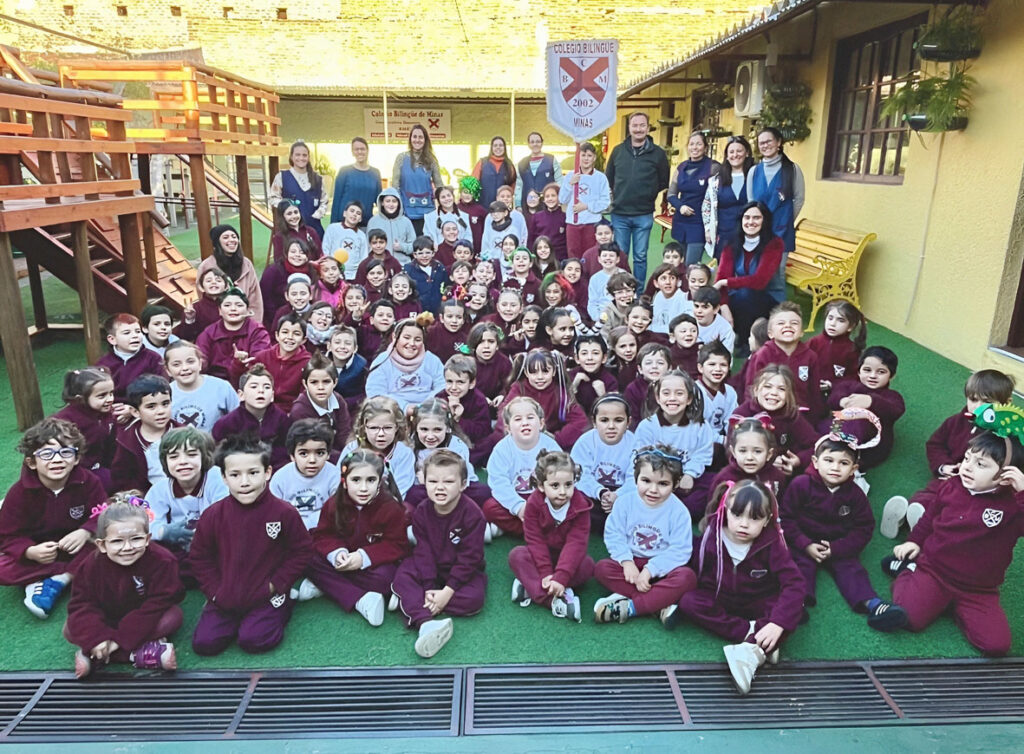 Alumnos del Colegio Bilingüe de Minas