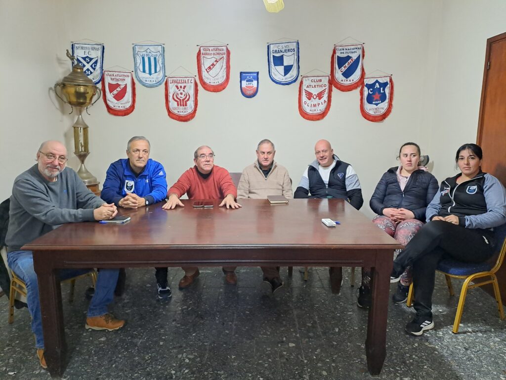 Peter Gutiérrez, Daniel Rodríguez, Luis Balduini, Miguel Azurica, Alejandro Montanelli, Tatiana Velázquez y Karen Salazar.