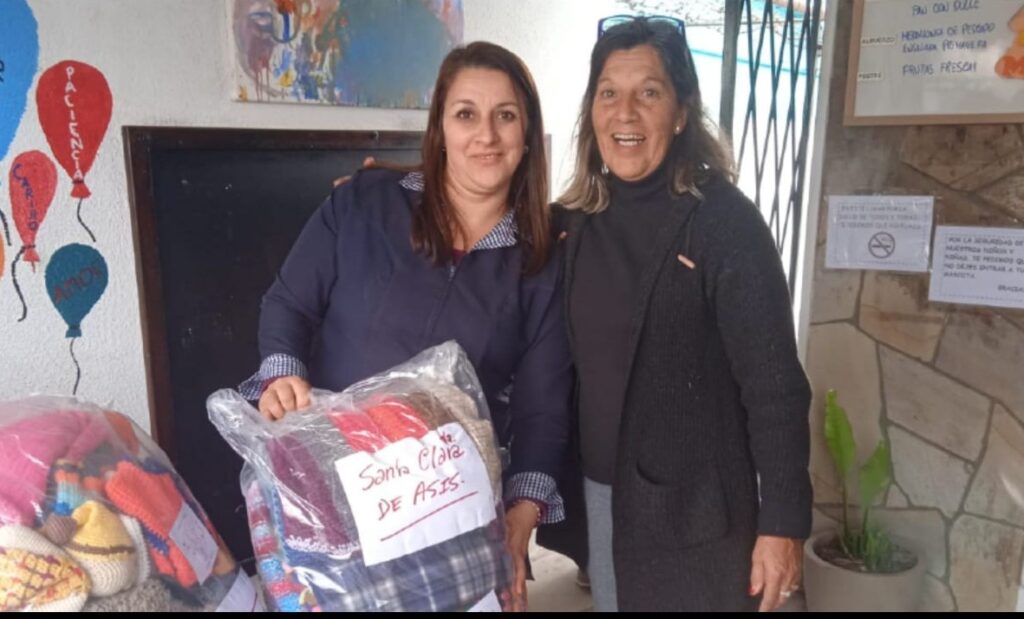 Algunas de las donaciones realizadas por Arañitas Unidas a instituciones del medio