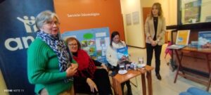 Presentaron el libro "Enseñanzas que nos dejan los animales"