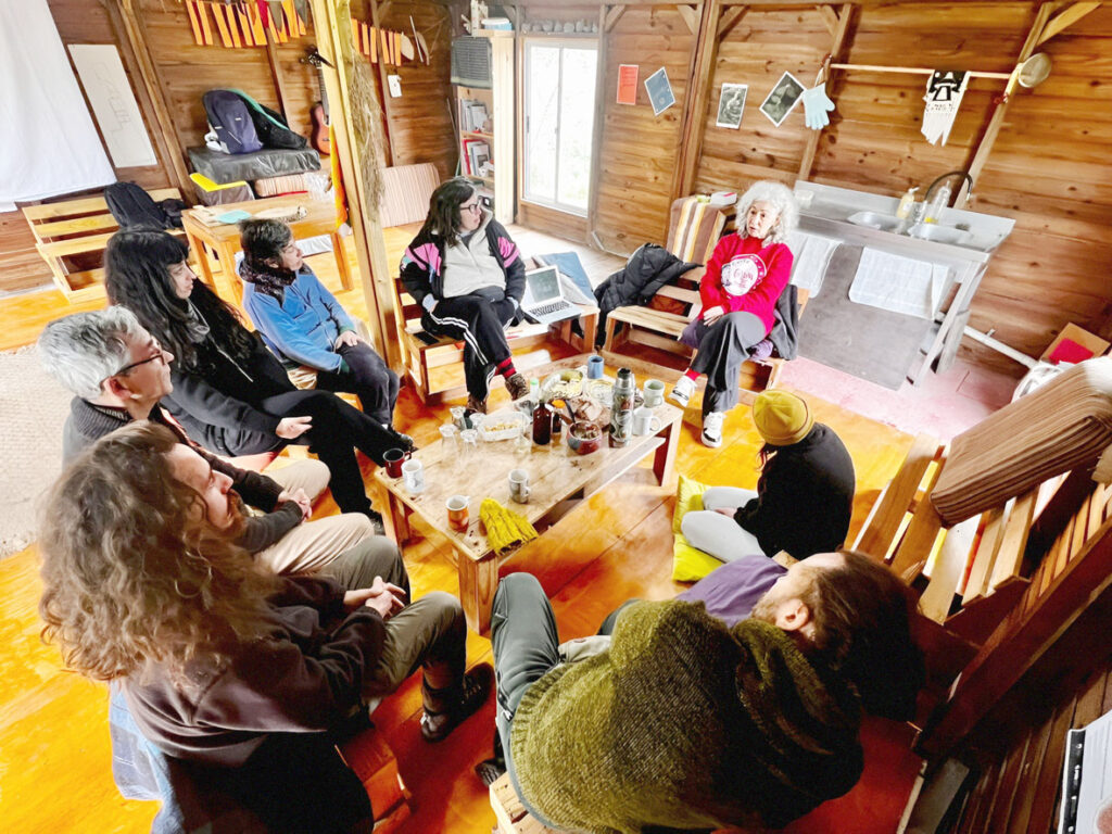 Memoria Viva es un proyecto de prácticas artísticas contemporáneas que se desarrolla en Campo Cultural Kykyô