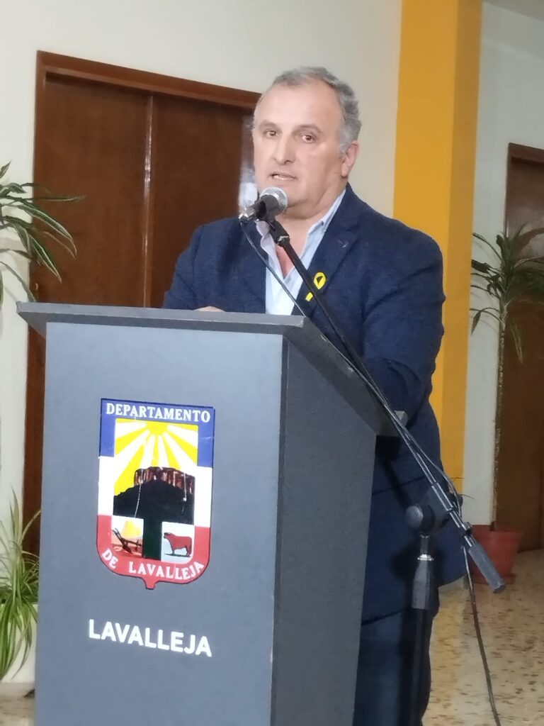 Daniel Ximénez en la ronda de prensa tras comparecer ante la JDL