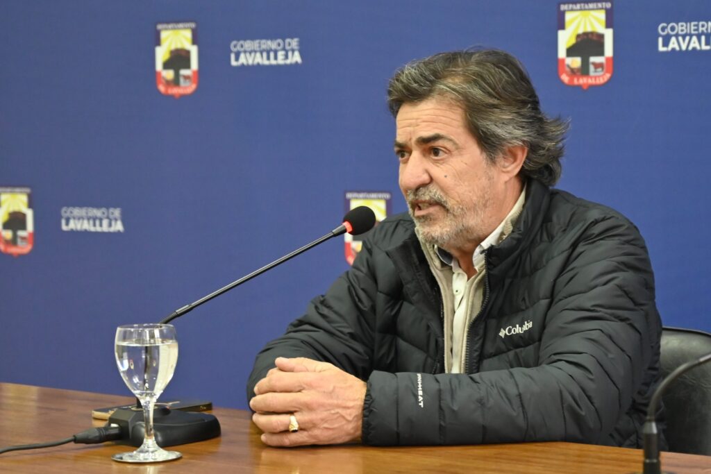 Eduardo Martínez Carrasco, director de Tránsito de la IDL en ronda de prensa