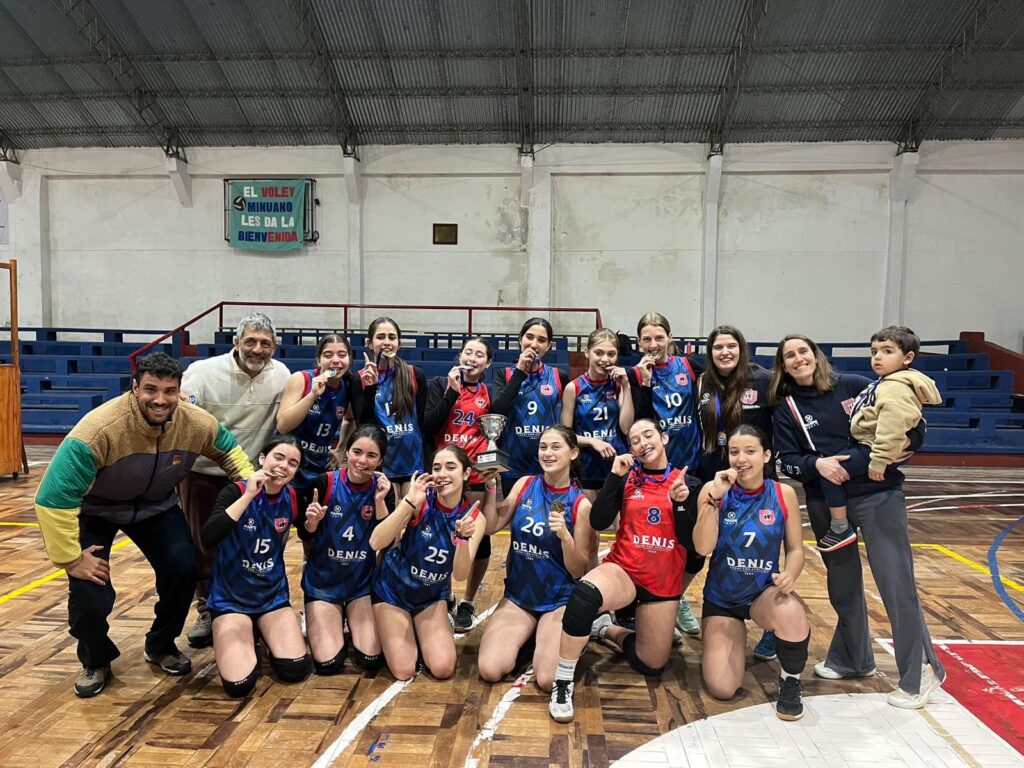 Plantel Sub 14 de Olimpic Atenas en voleibol