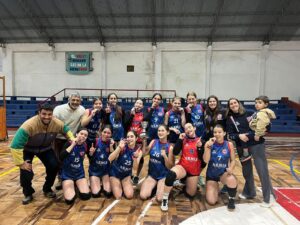 Olimpic Atenas campeón Uruguayo de Voleibol Femenino en Sub 14