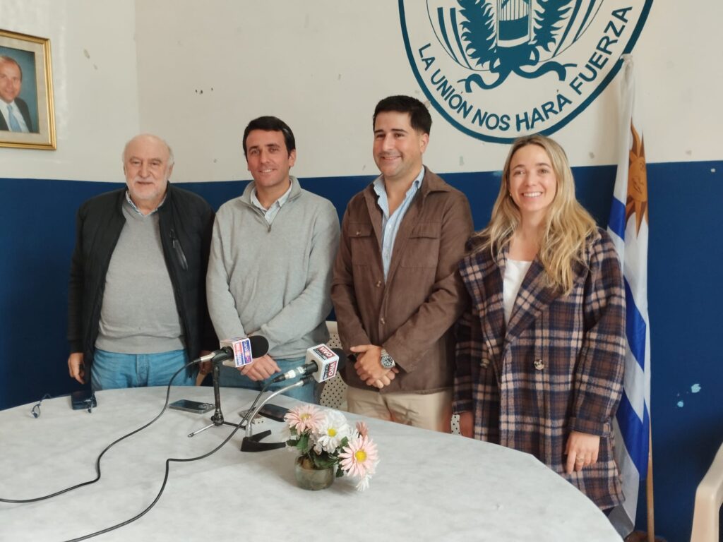 Gastón Elola, José Rojas, Gabriel Gutiérrez y Dolores García Pintos.