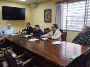 Ediles Gastón Elola, Carol Aviaga, Néstor Calvo, Francisco Gómez y Mario Perdomo. 