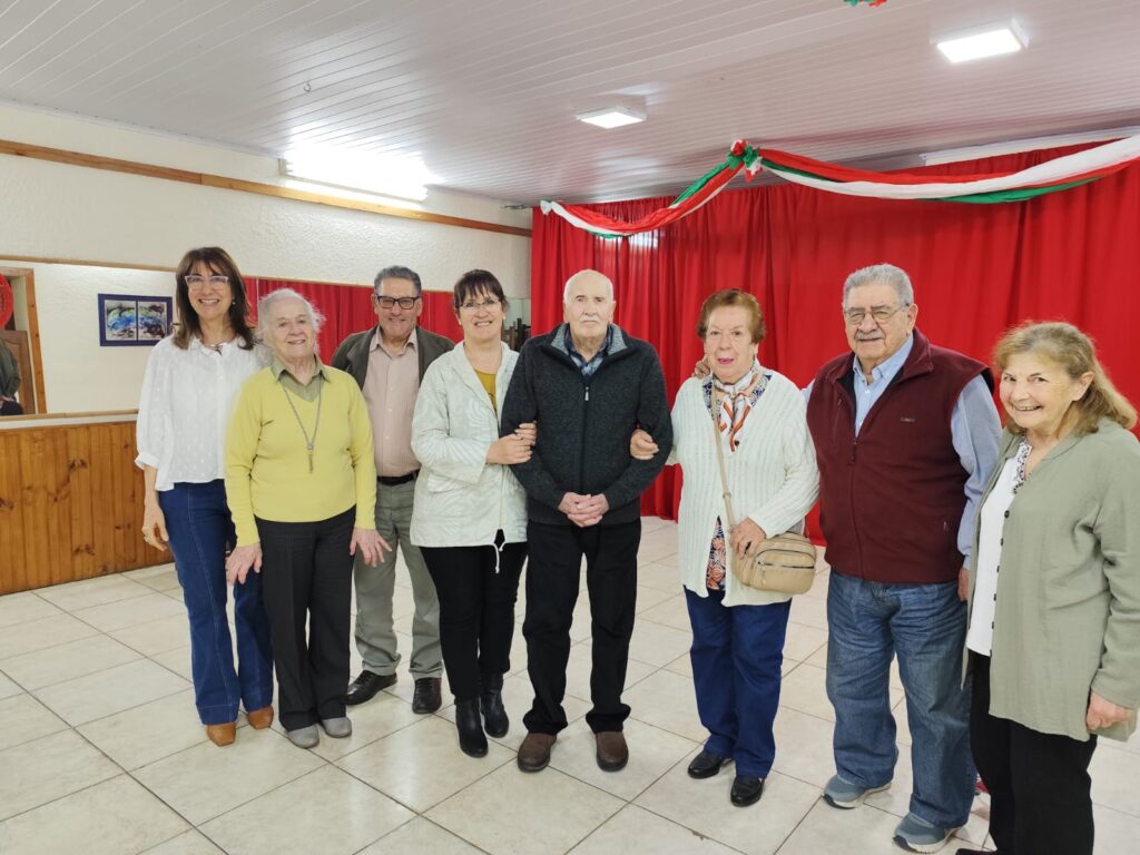 Integrantes de la actual Comisión Directiva del Centro Italinao..