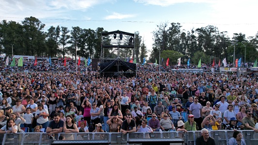 Una de las tantas noches de lleno total en el parque Rodó (Foto: Prensa IDL)
