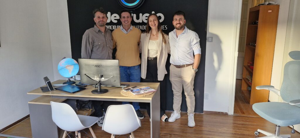 Agustín Rama, Andrés Fernández, Helen Bittencourt y Facundo González