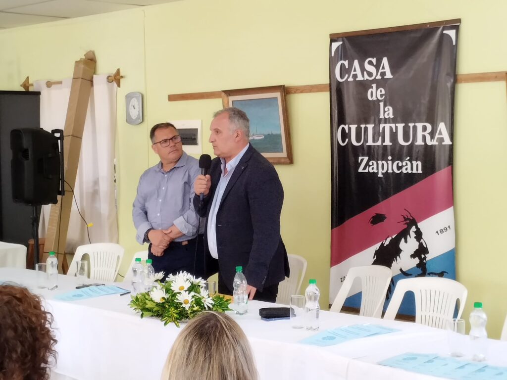 Daniel Ximénez durante la reunión realizada en Zapicán (Foto: Prensa IDL)