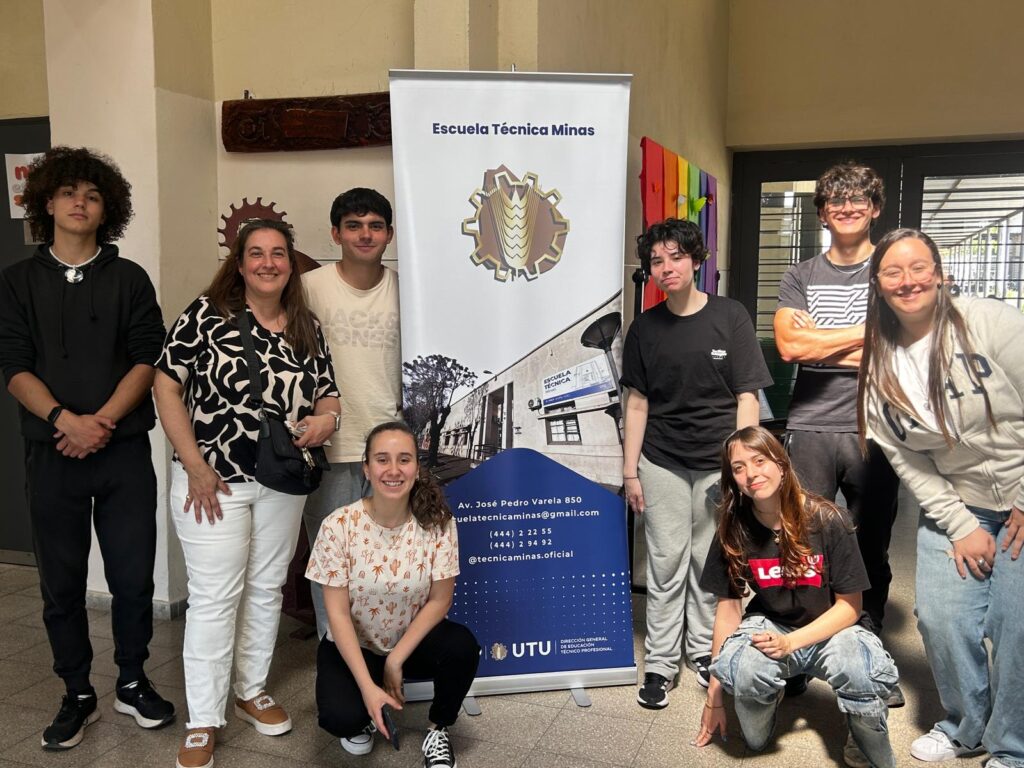 Los estudiantes fueron cálidos anfitriones de los visitantes.