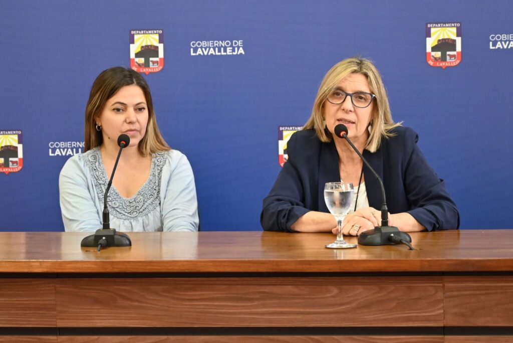 Lucía Escudero y Carina Soria en ronda de prensa