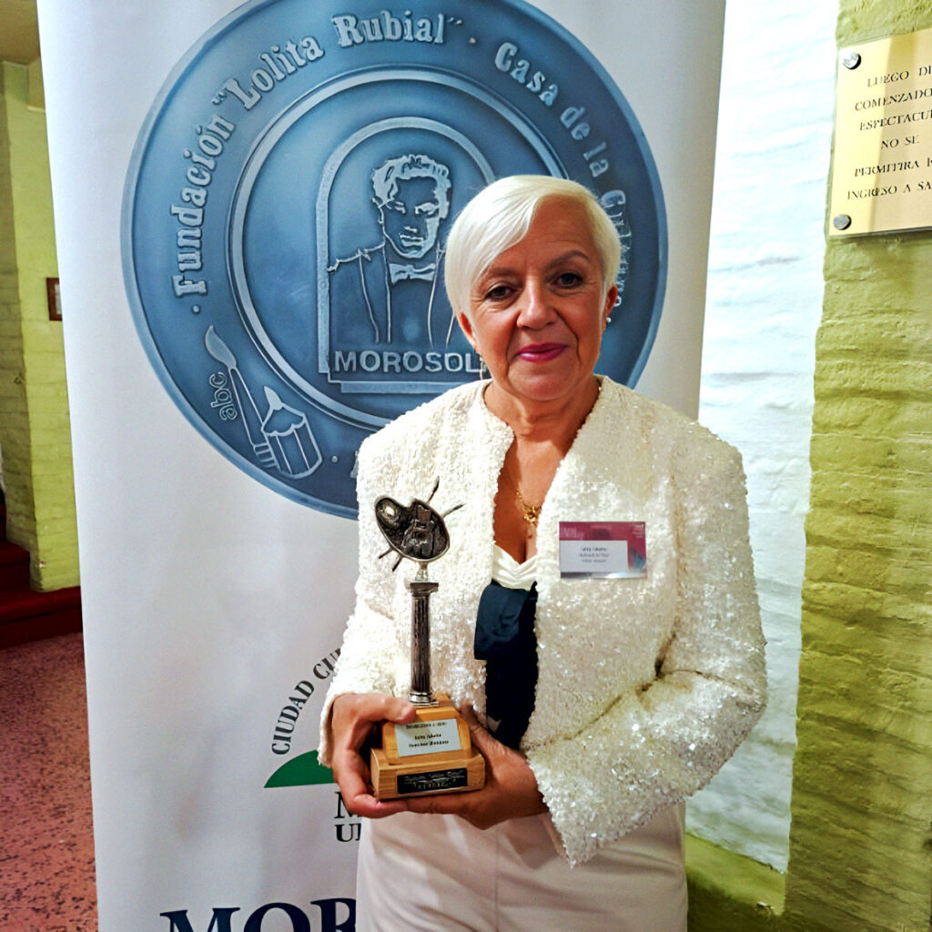 La minuana Selva Tabeira Romero recibió el Morosoli de Plata en Derechos Humanos