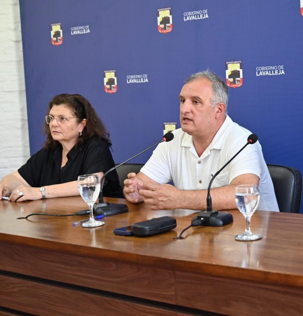 Daniel Ximénez y Arianna Bentos hicieron un balance de lo actuado hasta el momento (Foto: Prensa IDL)