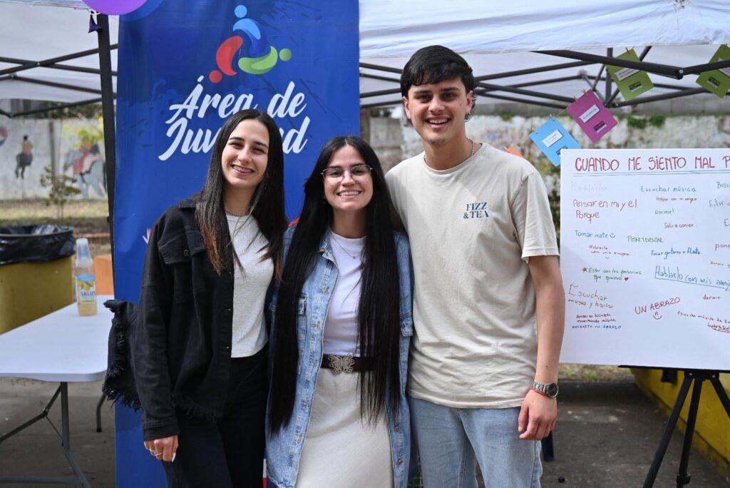 La directora Romina Inzaurralde durante una de las actividades realizadas.