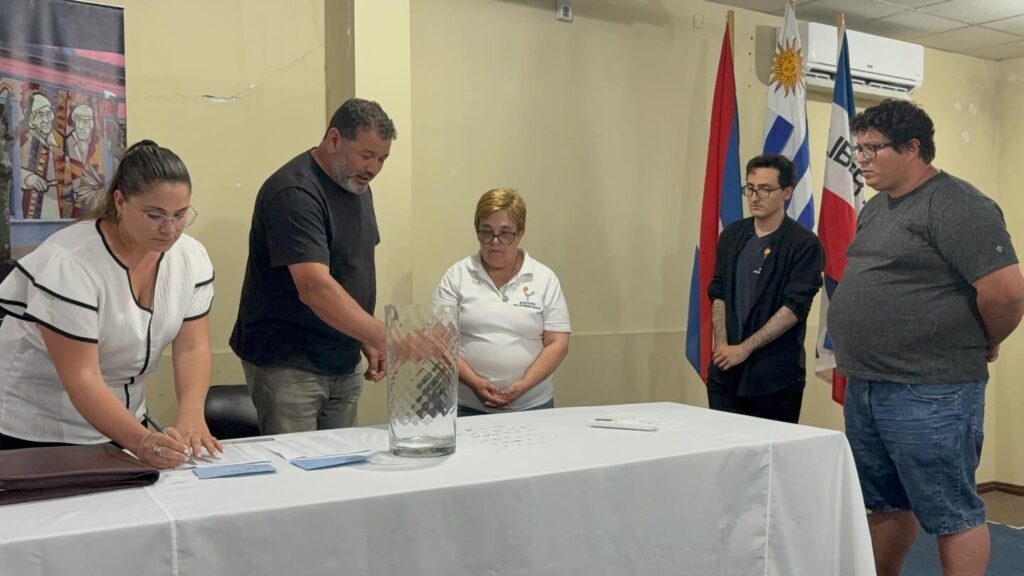 Sorteo para trabajo zafral en municipios (Foto archivo)