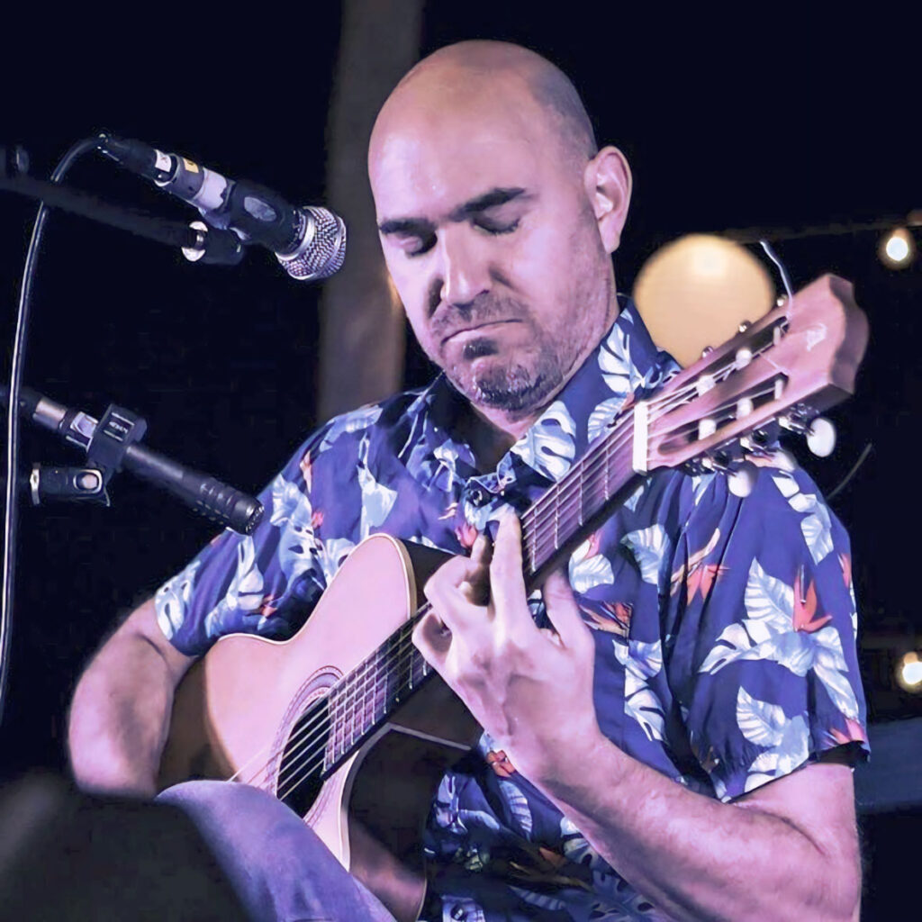 Sobre el carnaval minuano, dialogamos con el cantautor Raúl Jaimés.