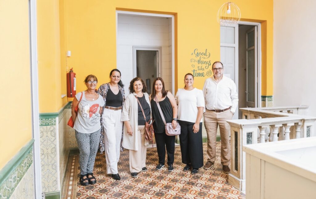 El nuevo hogar estudiantil es luminoso y con espacios comunes y servicios adecuados para los estudiantes. (Foto: Prensa Intendencia de Lavalleja)