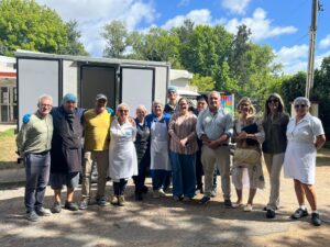 La Intendencia presentó un móvil de transporte de alimentos