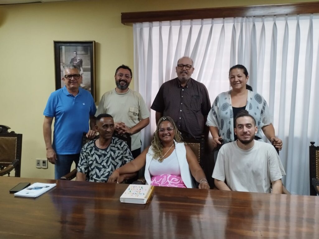 Rodolfo Gorgoroso, Mauro Álvarez, Gerardo Palumbo, Verónica Machado, Ramón Pintos, Mariana Pintos y Joaquín López.