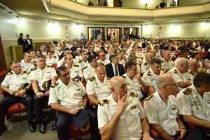Colmaron el teatro Lavalleja los homenajes y reconocimientos (Foto: Prensa IDL)
