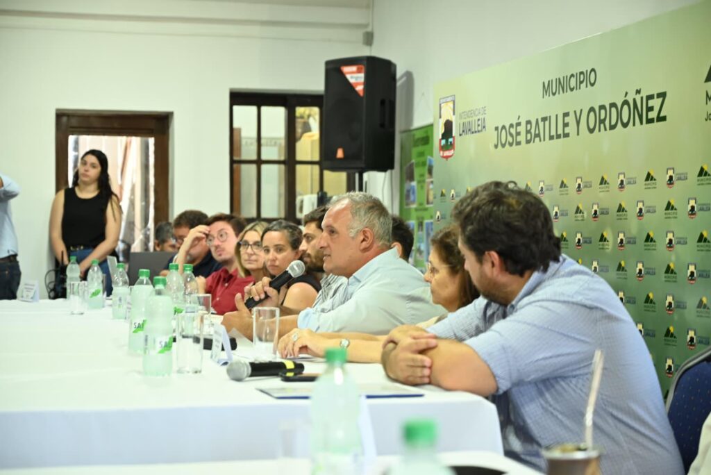 Daniel Ximénez: “Trabajar en forma mancomunada y armónica con los alcaldes y municipios para cambiar la realidad de Lavalleja”. (Foto: Prensa IDL)