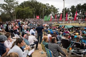 Festival Minas y Abril con balance primario positivo