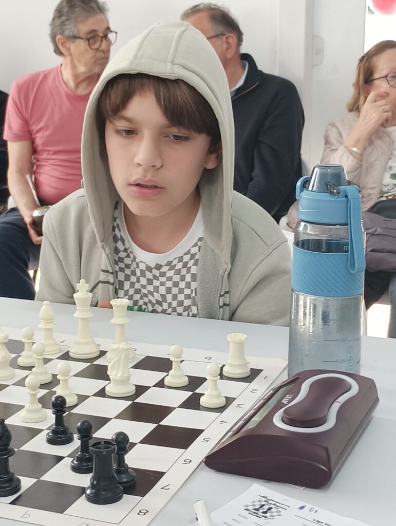 Juan Esquibel, Campeón Nacional de Ajedrez en categoría Sub 12