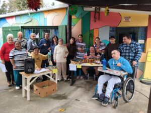 Primera gran feria abierta sobre talleres realizados en Creciendo Juntos