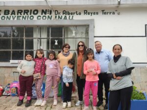 Exitosa campaña solidaria para donar mochilas escolares