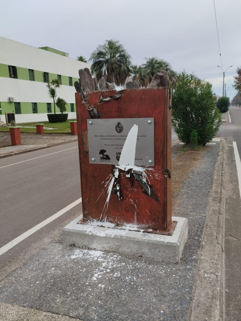 Imagen del sitio de la memoria que fue vandalizado hace unos días