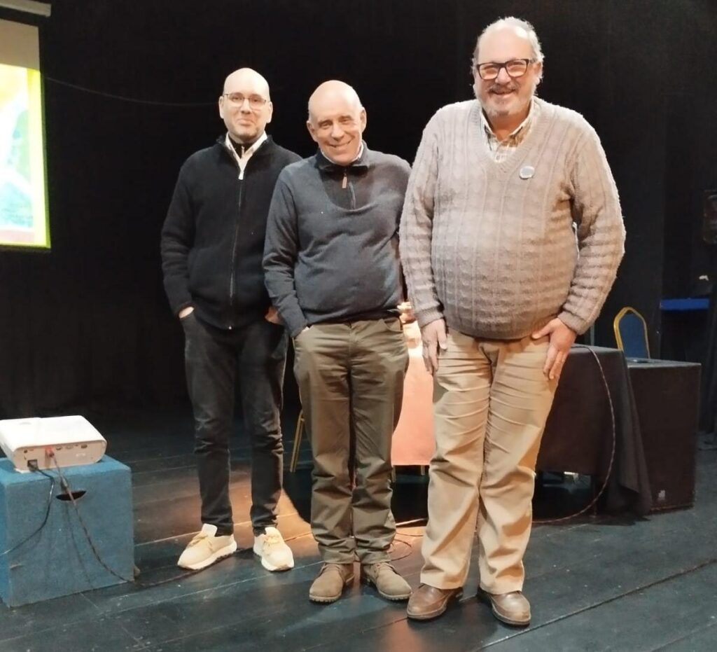 Pablo Baubeta, Julio Ibarra y Gerardo Palumbo, quienes hicieron interesantes disertaciones.