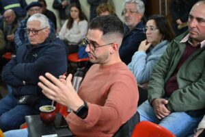 Intensa intervención de los vecinos/as en el Consejo de Lavalleja (Foto: Prensa IDL) 