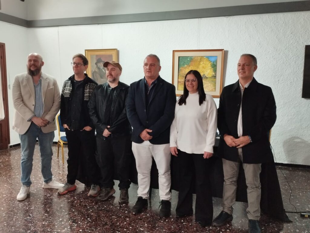 Ezequiel Alemán, Matías Castro, Nicolás Peruzzo, Daniel Ximénez, Noelia Martínez y Gabriel Quiricci.