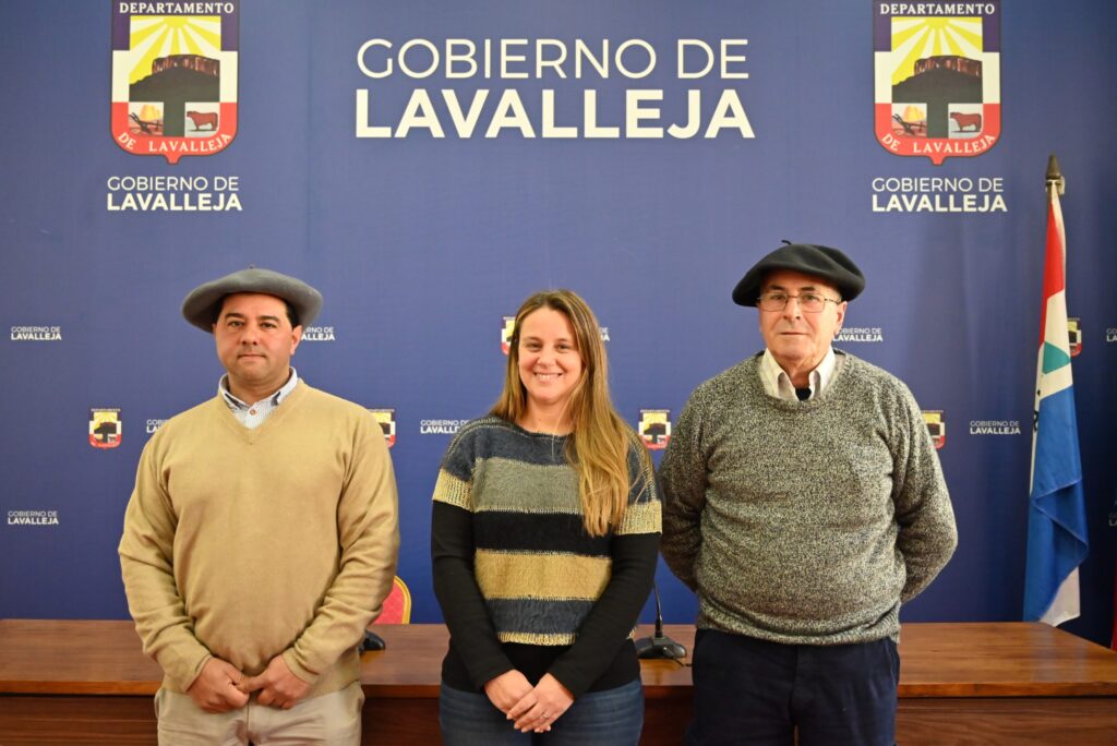 José González, Leticia Martínez y José Zabaleta (Foto: Prensa IDL)