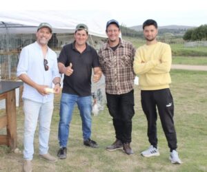 Óscar Fernández, Emanuel Correa, Santiago Vázquez y un amigo, pasión por las aves.