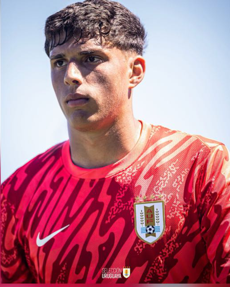 El arquero minuano Lucas Quimbo Mosegui integra la Selección Uruguaya sub 20 dirigida por Diego Forlán
