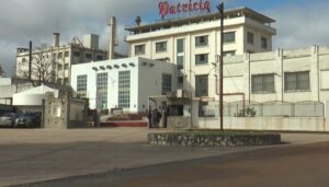FNC anuncia cierre de las plantas cerveceras de Minas y Paysandú