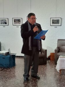 El sacerdote Fernando Pereira, párroco de la Parroquia Santa Teresita
