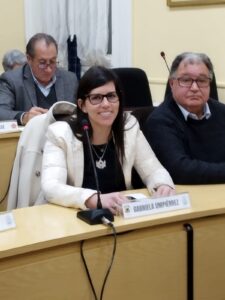 Gabriela Umpiérrez, edila de Lista 58 y Alcides Larrosa edil de la Lista 79, ambos del Partido Nacional.
