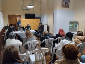 Una vista de la charla realizada en AJUPEL